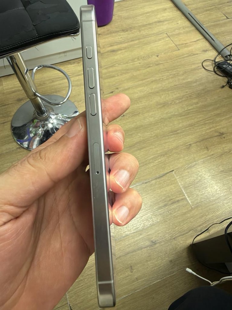 APPLE 16 PROMAX YD - 2