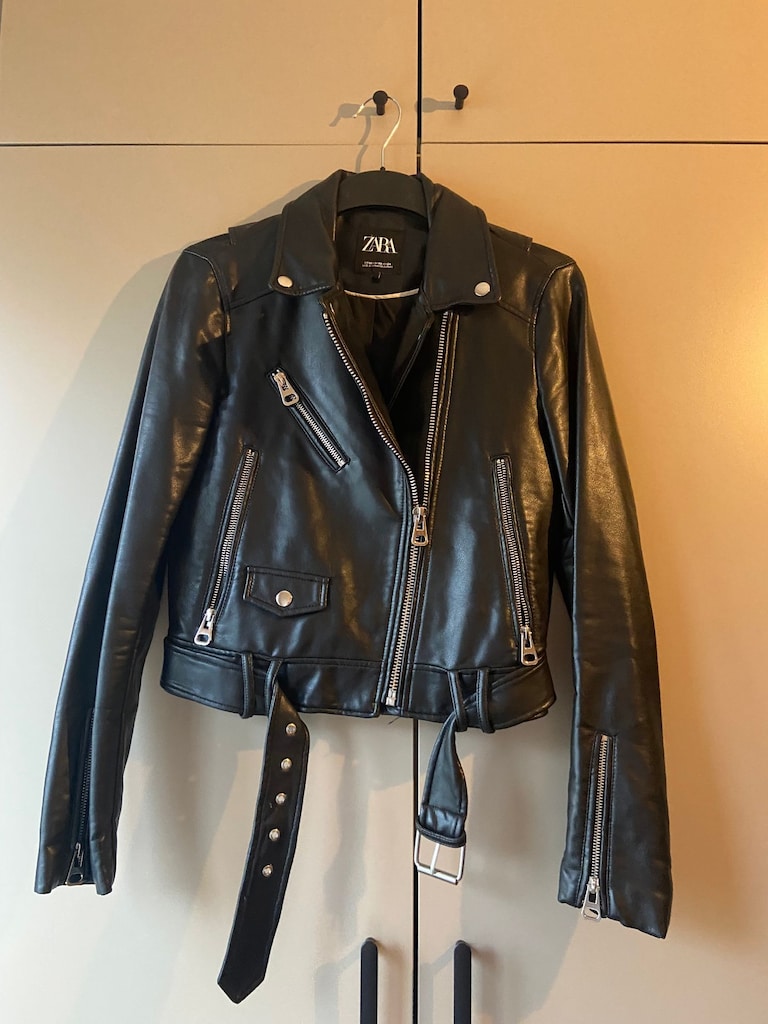 Zara Siyah Deri Ceket - XS Beden - Sıfır
