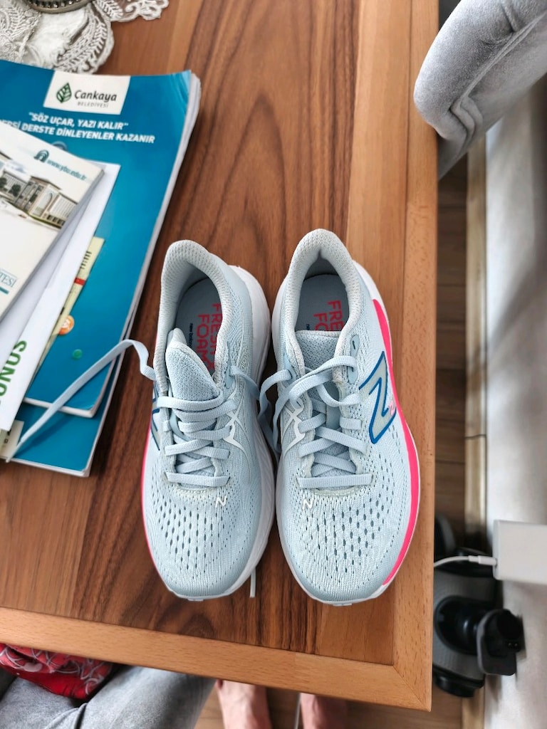 New Balance Hiç giyilmedi hediye geldi olmadı. - 2