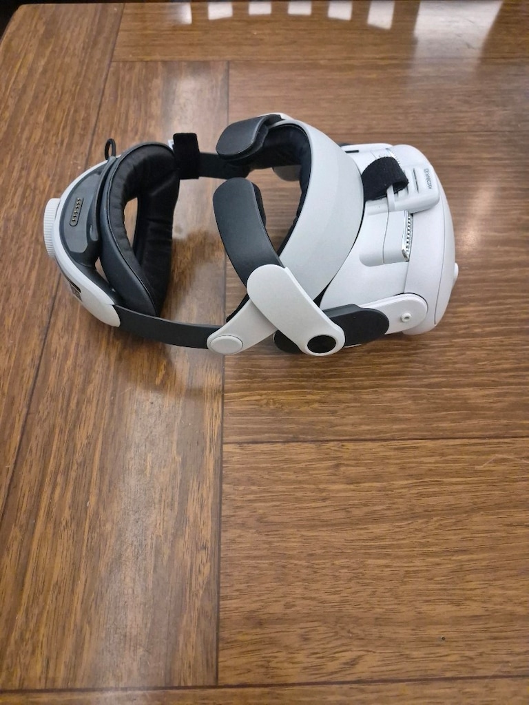 Meta Quest 3 + BOBOVR M3 Pro (Batarya kiti) + KKCOBVR K3 (Soğutucu) - 3