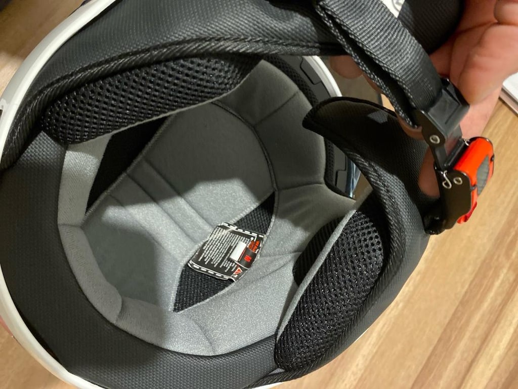 sway 765 helmets - 4