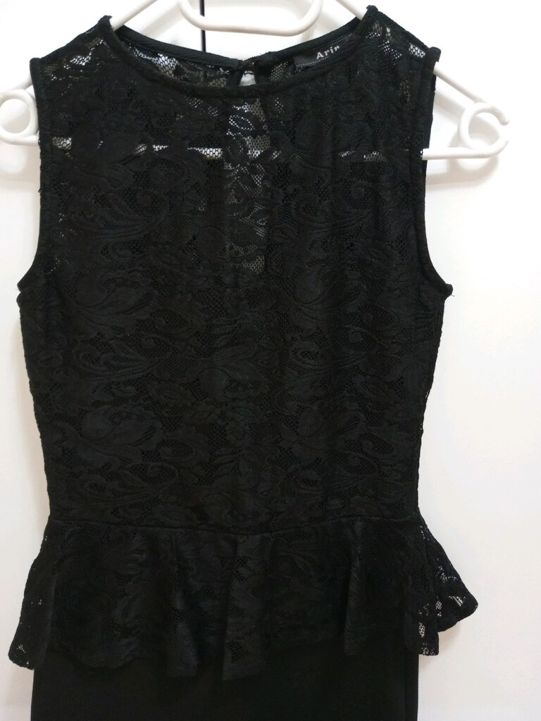 mini dantelli elbise