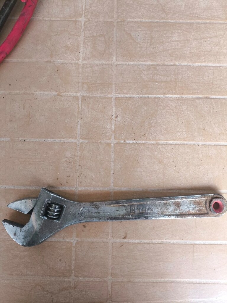 Kurbağacık / Ayarlanabilir İngiliz Anahtarı - 4