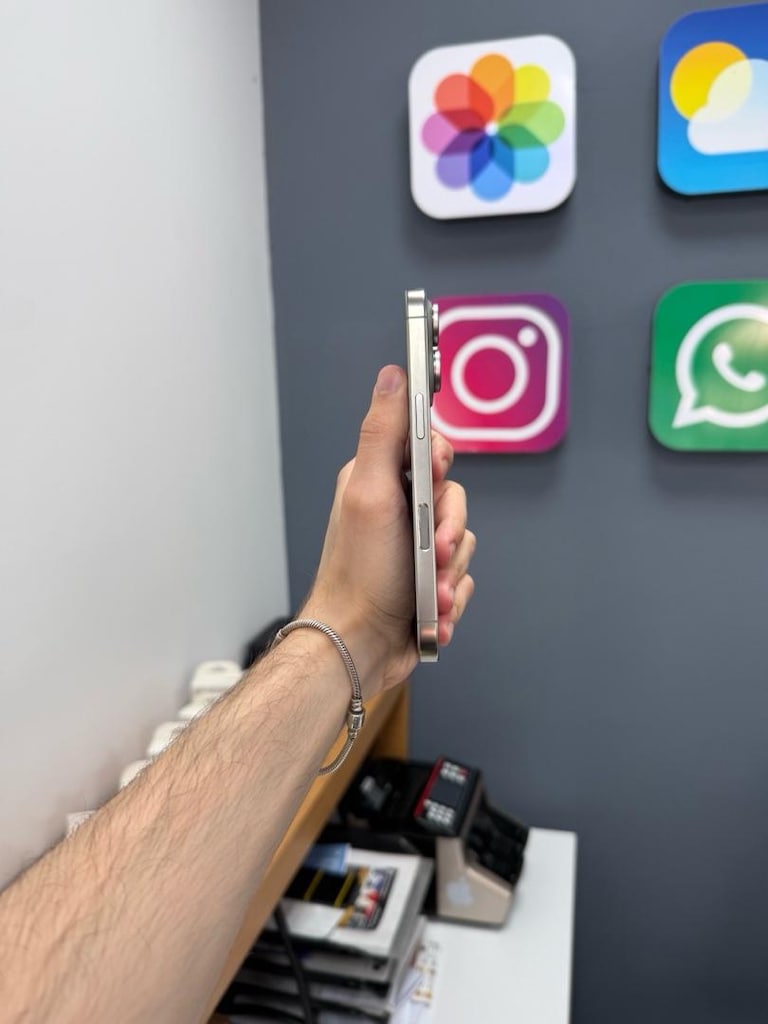 İphone 16 Pro 128 Gb Natural Titanium Temiz - 2