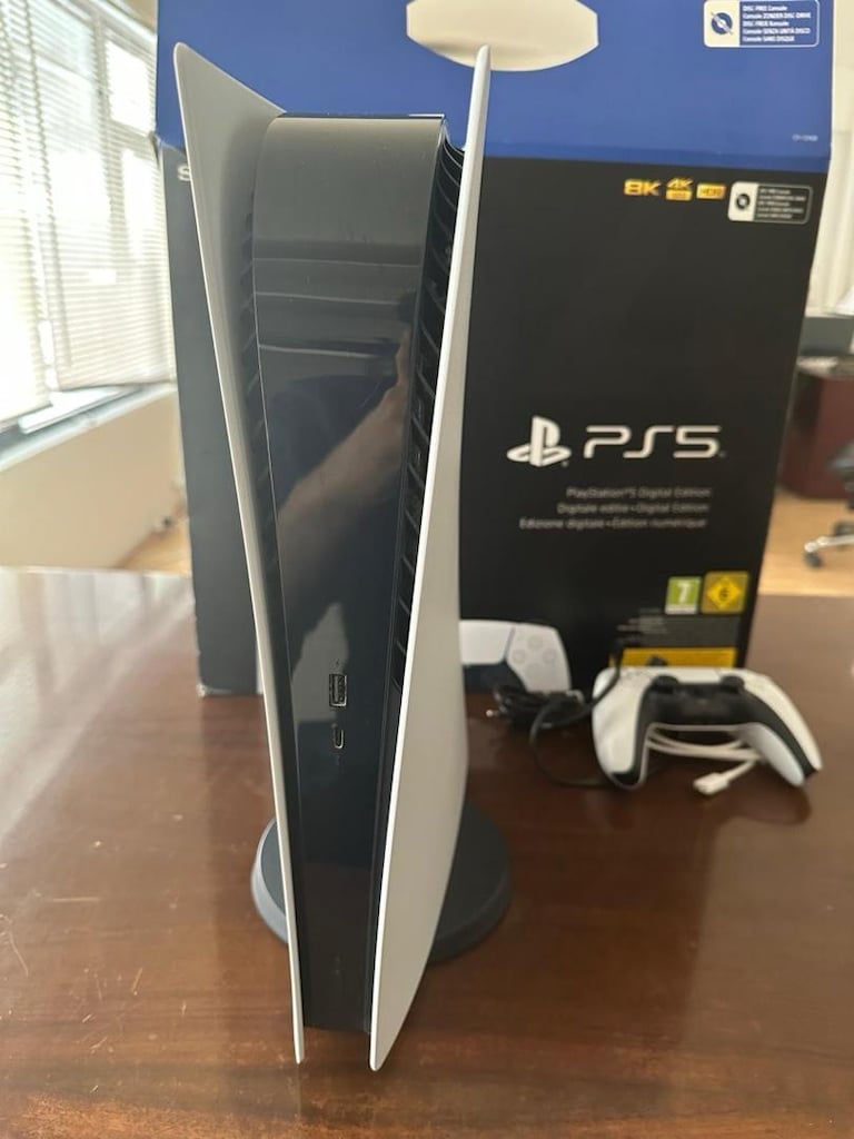 PS5 DIGITAL EDITION - 2