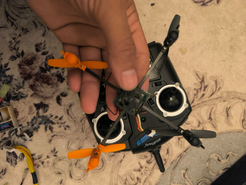 dron - 7