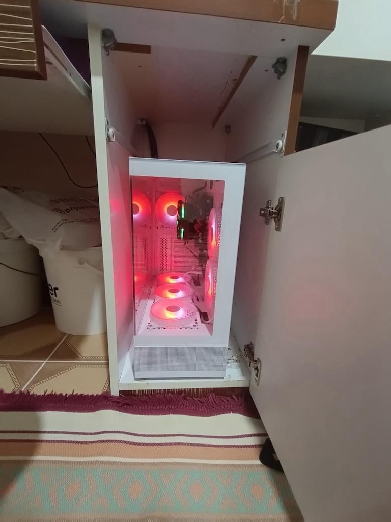 RTX 4070 SUPER 12GB Ekran Kartlı | Ryzen 5 Pro | 16GB RAM | 500GB SSD - 2