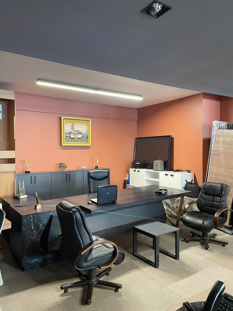 KLAS OFİS ÜSKÜDAR 320X100 SES SİSTEMLİ KOLTUKLU İKİNCİ EL MAKAM - 2