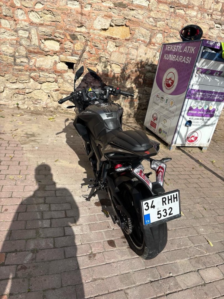 Kazasız BAJAJ RS200 2023 model Bakımlı Muayne Yeni - 10