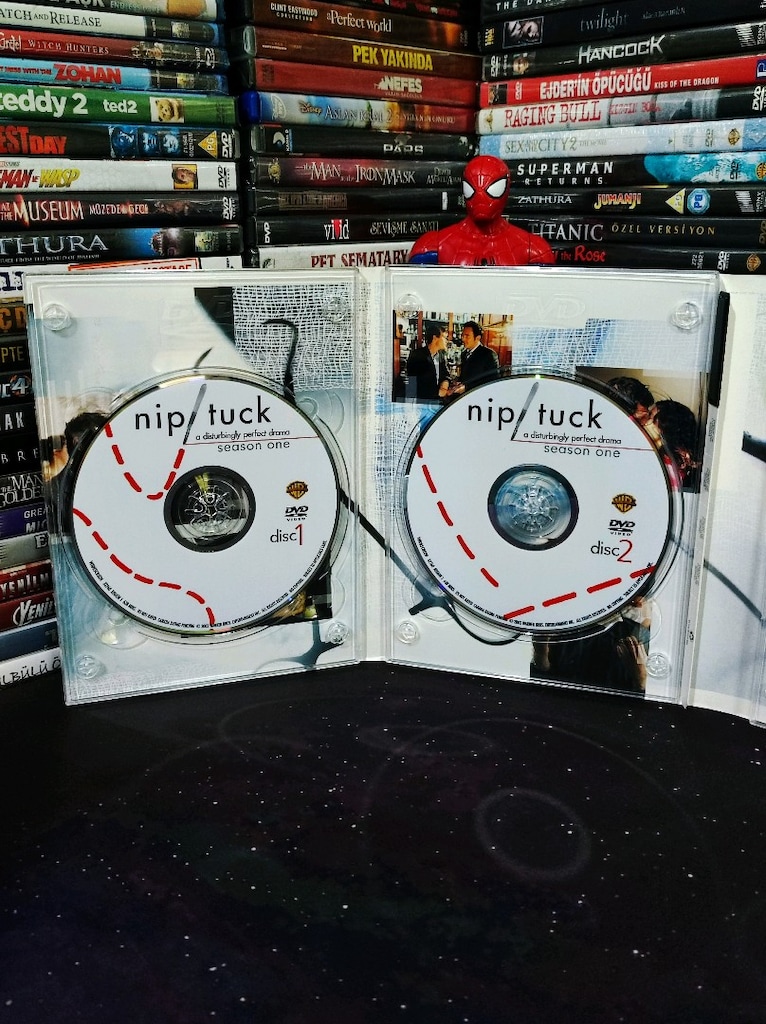 Nip Tuck 1. Sezon DVD Film - 6