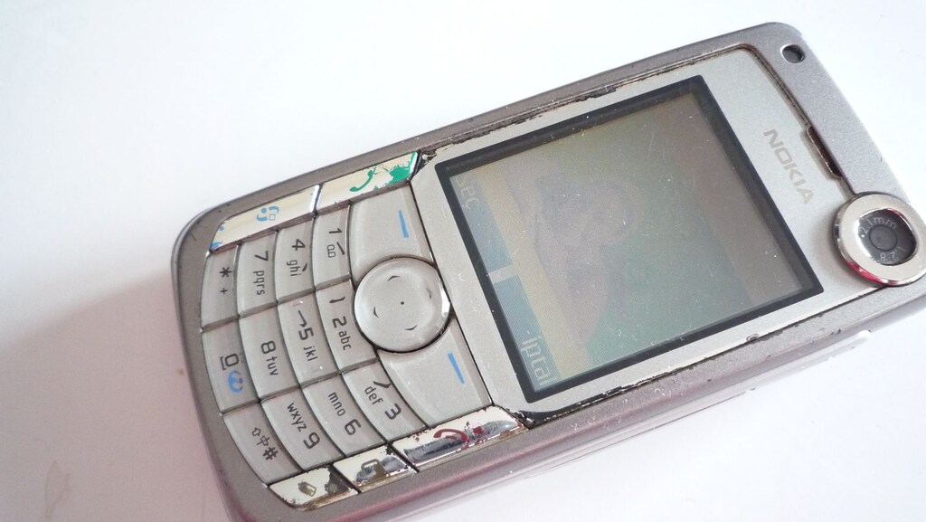 Nokia 6680 - 3