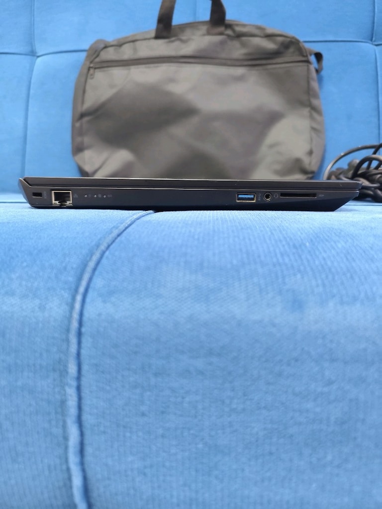 Excalibur Gaming Laptop - İ5 10300H + 16 GB RAM + 4 GB 1650 Ti + SSD - 7