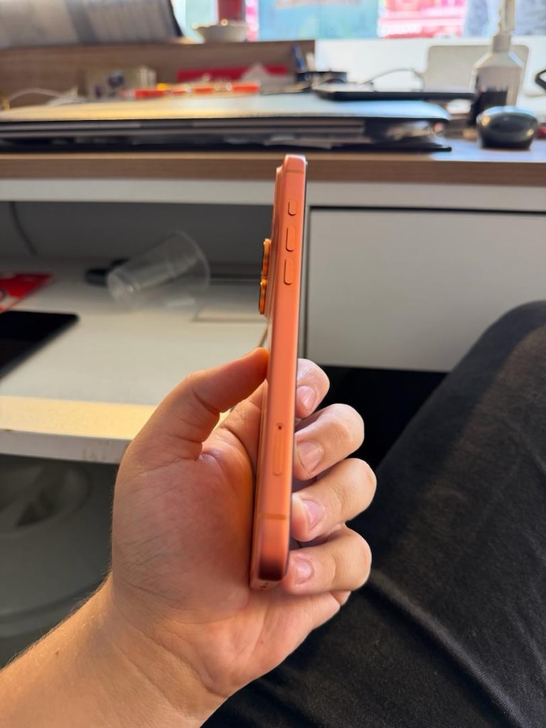 iPhone 17 Pro max - 3