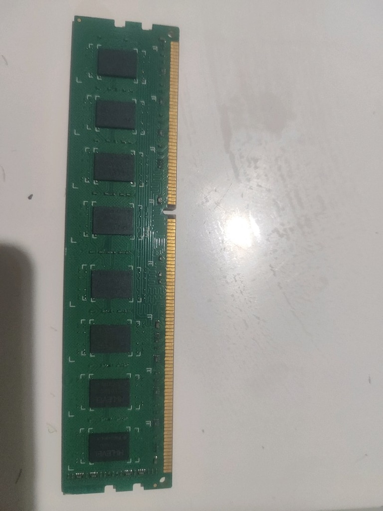 DDR3 4 GB RAM - 2