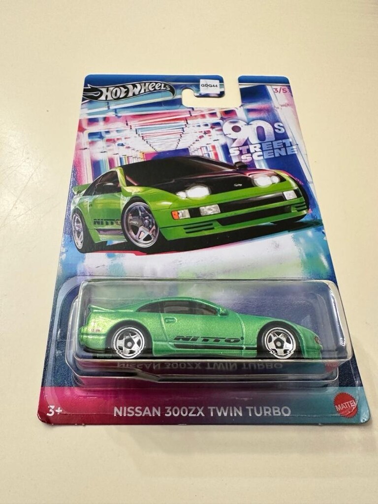 Hot wheels Nissan 300ZX - 5