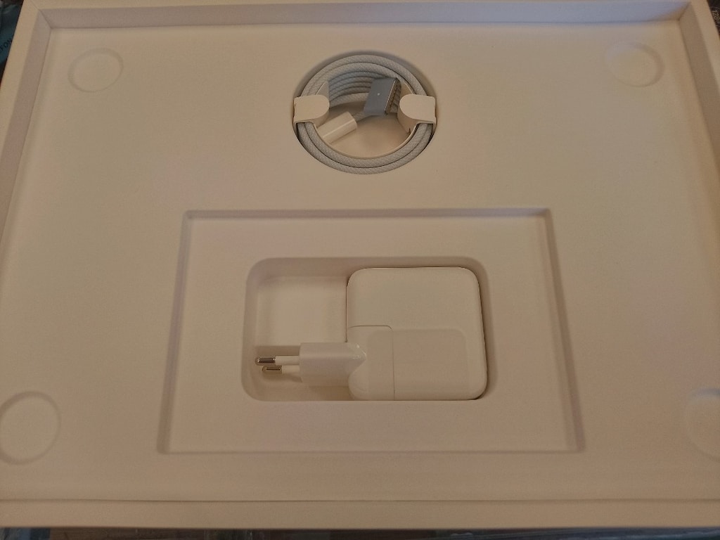 APPLE MACBOOK AİR M5 SIFIR (1 AYLIK) - 4