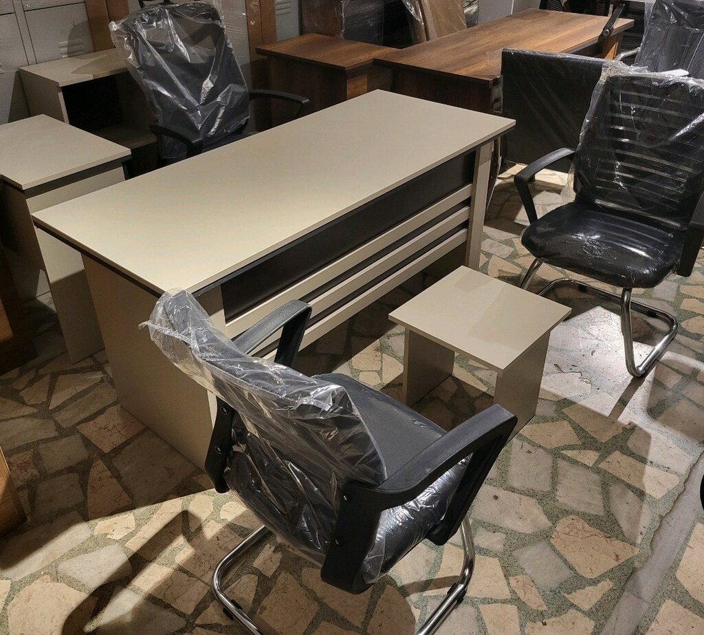 OFİS MASA VE SANDALYE TAKIMI - 3
