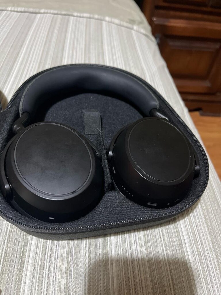 SENNHEISER MOMENTUM 4 - 4
