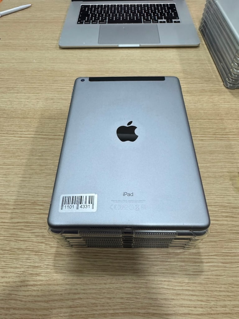 Apple iPad 5. Nesil 128 GB Wi-Fi + Cellular | Stok: 15+ Adet ŞOK FİYAT