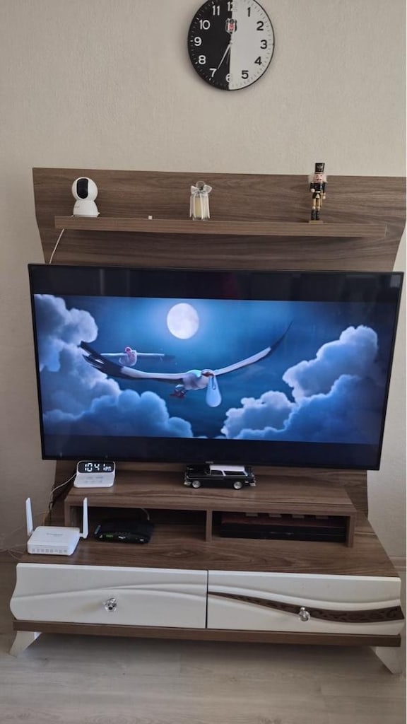 Konsol + Masa + 6 Sandalye + TV Ünitesi - 9