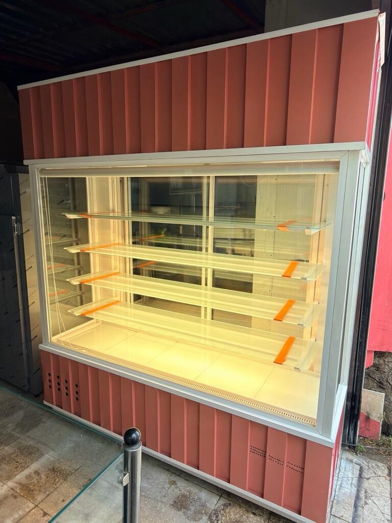 210 Cm Cephe Tipi Soğutmalı Pasta Dolabı - 2