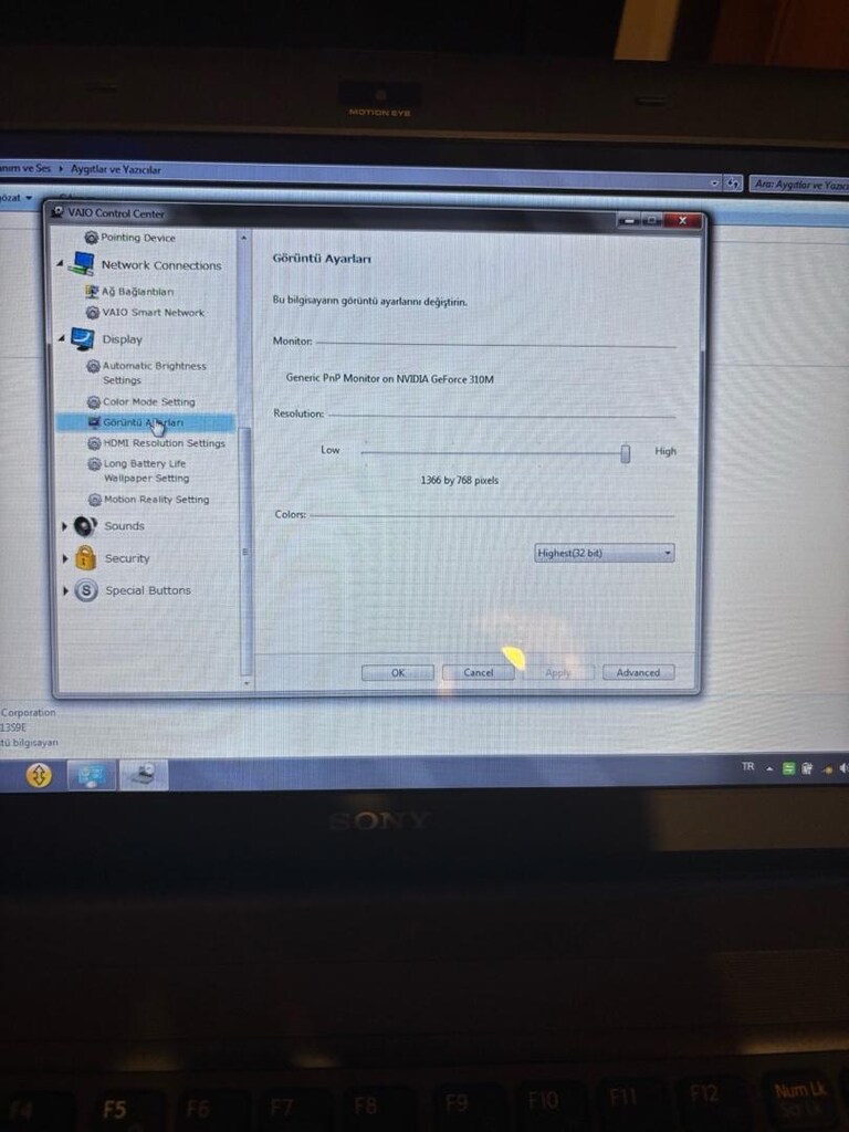 Sony Vaio VPCS13S9E - 5