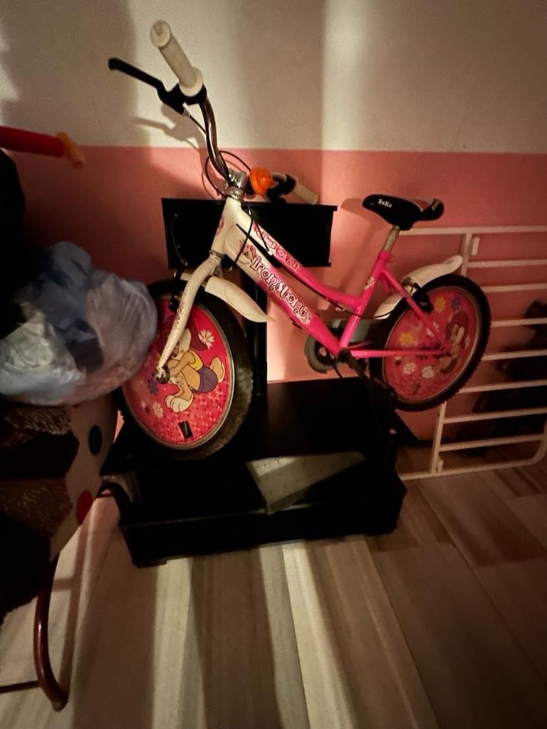 Pembe bisiklet kaskla beraber - 2