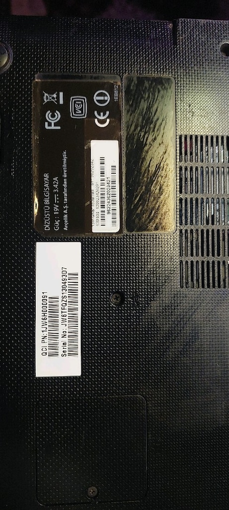 GRUNDIG GNB 1450 LAPTOP /320GB HDH - 5