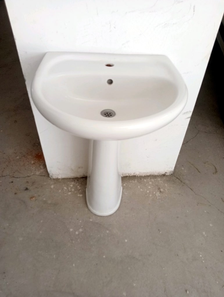 AYAKLİ LAVABO - 4
