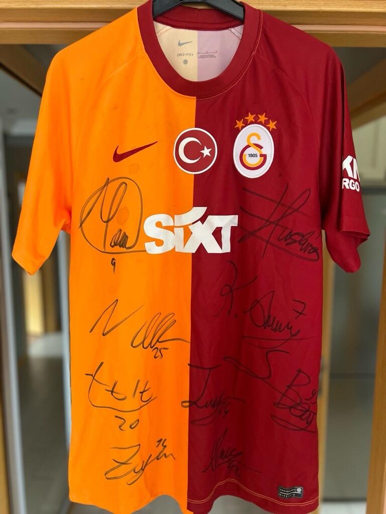Galatasaray 2023-2024 Sezonu Islak İmzalı Forma - 2