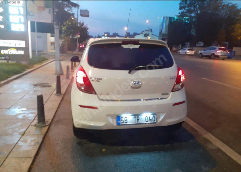 SAHİBİNDEN 2012 i20 CRDİ FULL + EKSTRALAR - 2