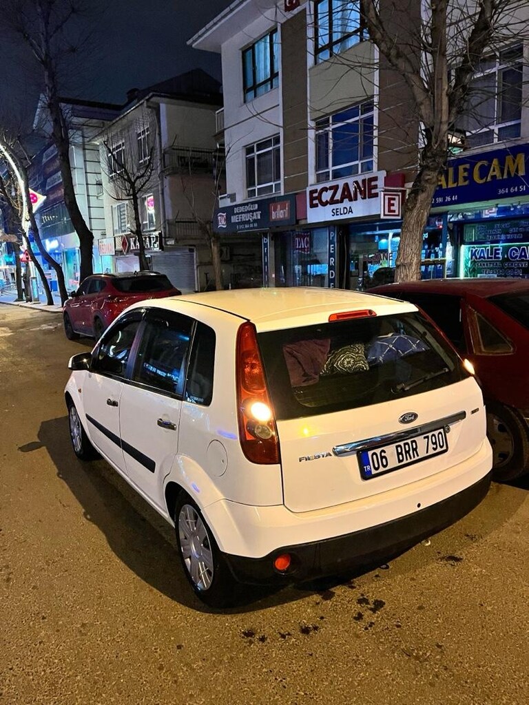 FORD FİESTA 2008 - 5