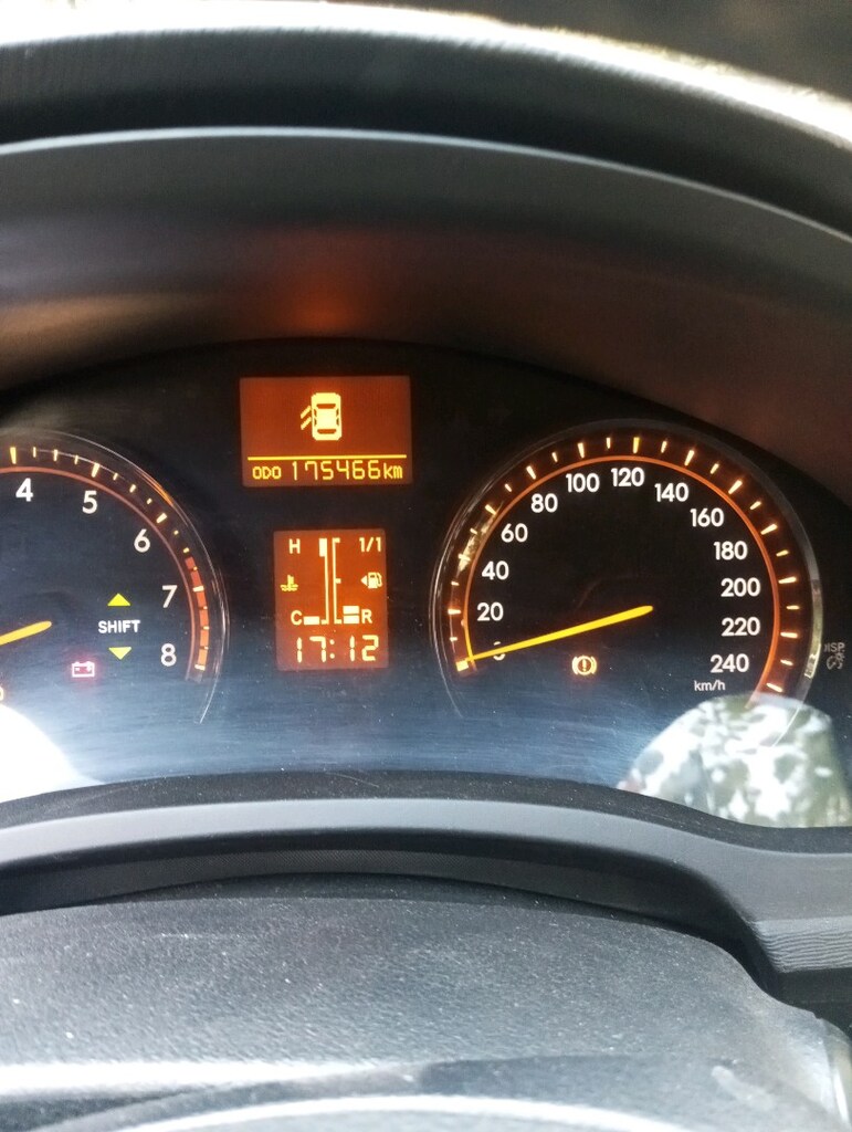 2010 Avensis 1.6 Elegant Extra - 11