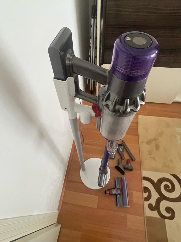 dyson 11 - 5