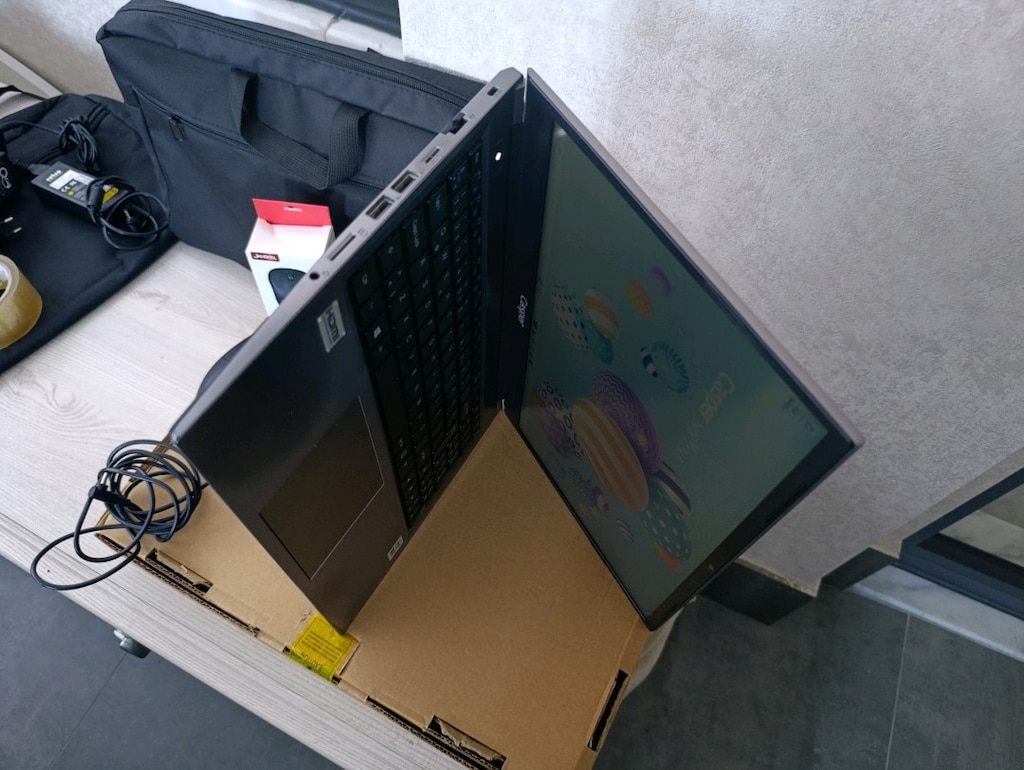 TEMİZ CASPER i7 16GB LAPTOP İşlemci: Intel Core i7-1065G7 (10. Nesil) - 3