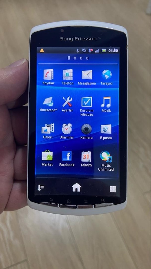 sony ericsson xperia play cep telefonu - 4