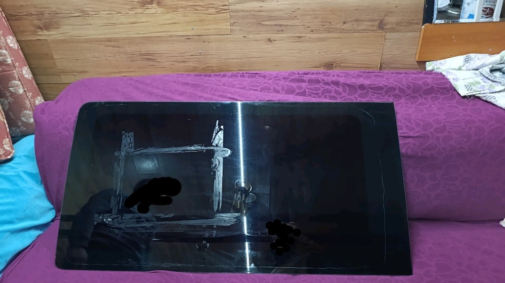 Transporter T5 yan açılır kapı camı - 2
