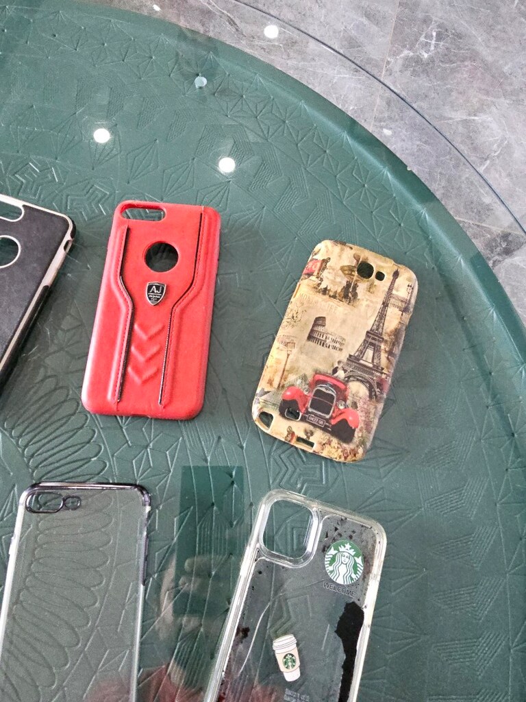 çeşitli telefon kılıfları - 8