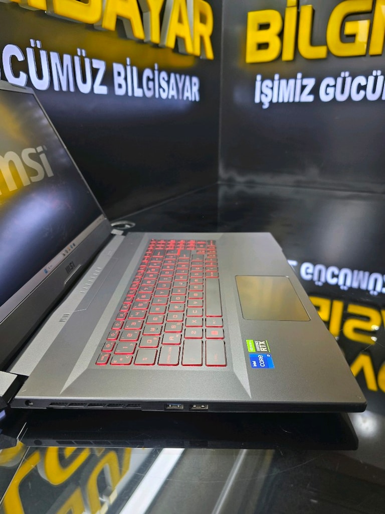 MSİ 17.3 İ7 11800H RTX3050 32GB RAM SİFİRDAN FARKSİZ - 5
