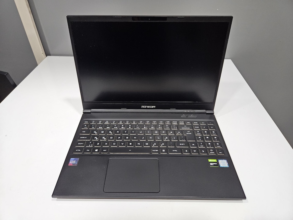 MONSTER İ7 9.NESİL + 16 GB RAM + 500 GB SSD +GTX 1650 4 GB - 3