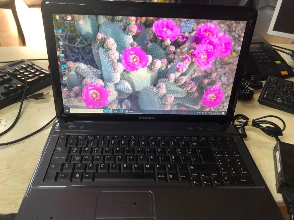 Lenovo G550 İntel Core P7450-4Gb ddr2-120 Ssd-15.6inc - 4