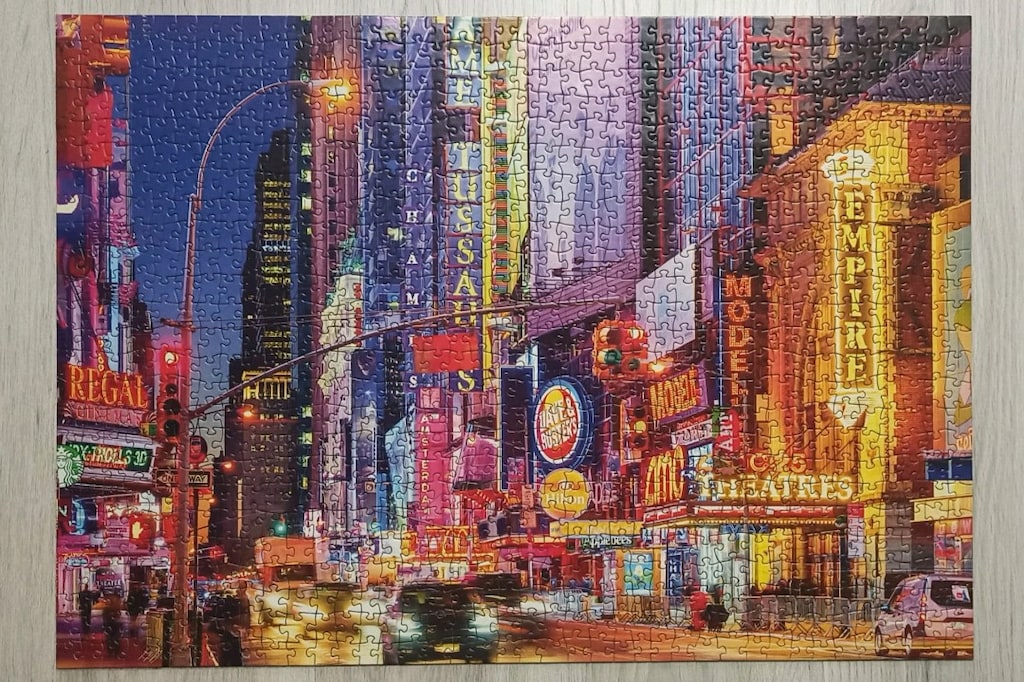Arlası Bantlı Yapılmış Puzzle - 15