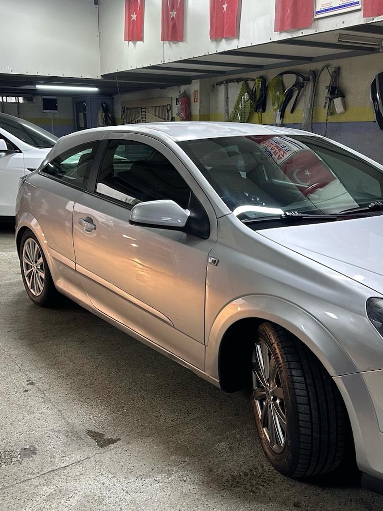 Opel astra h gtc sport - 5