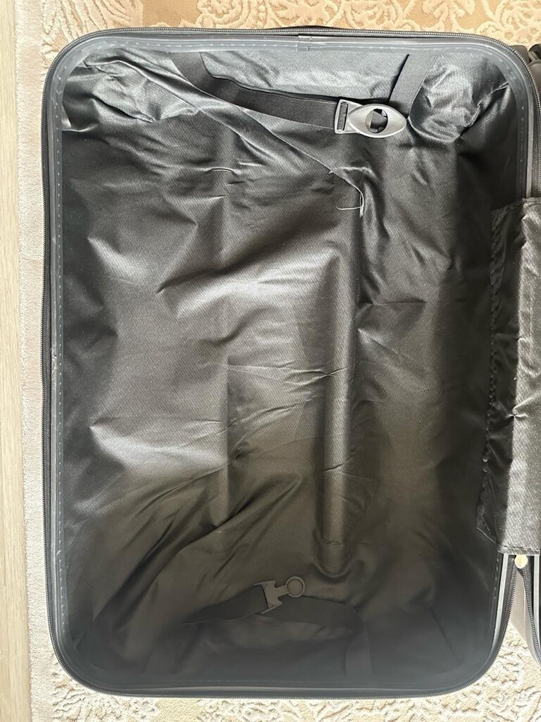 NK Marka Sert Plastik Orta Boy Valiz - 8
