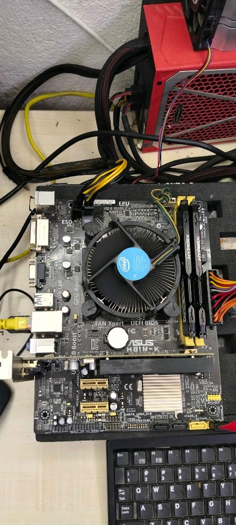 ASUS H81 ANAKART+İ5 4590+ CPU FANI - 11