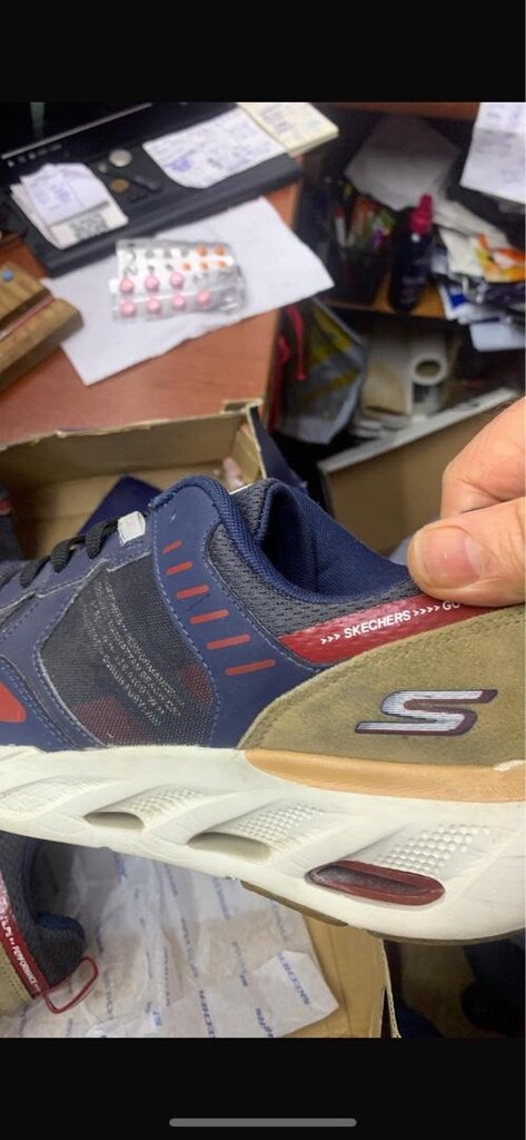 orjinal skechers 43.5 numara spor ayakkabı sorunsuz - 2