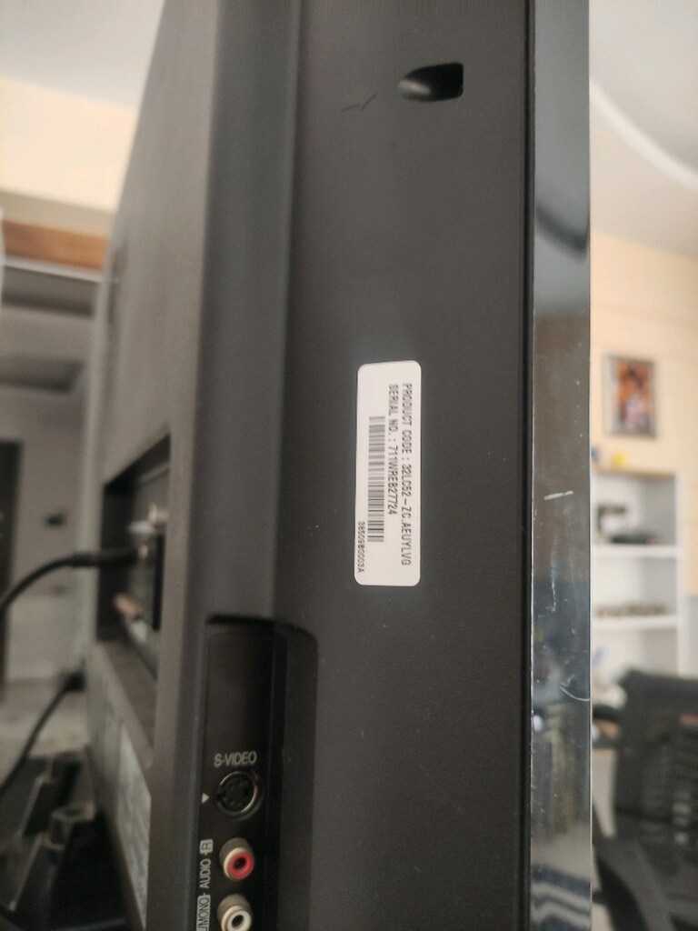 LG TV - 7