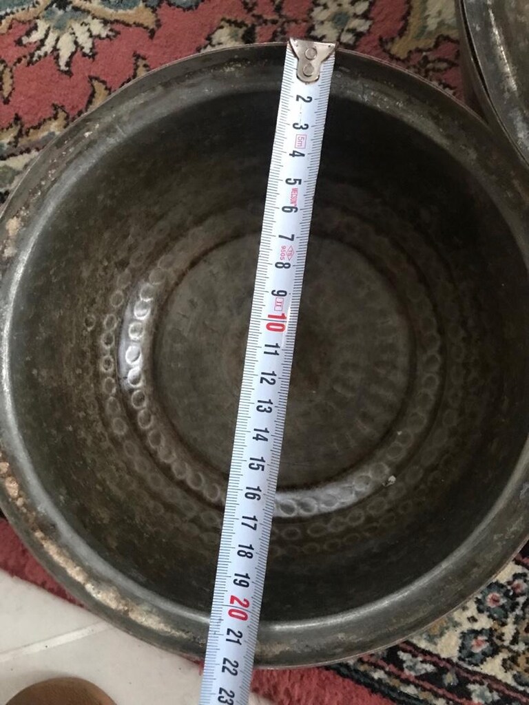 4 adet antika bakır tencere ve tepsi - 9