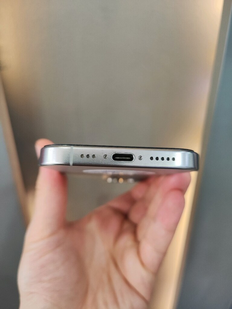 5 AY GARANTİLİ KUTULU FATURALI İPHONE 16 PRO 128 GB PİL 89 - 5