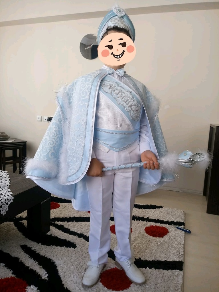 sünnet kıyafeti